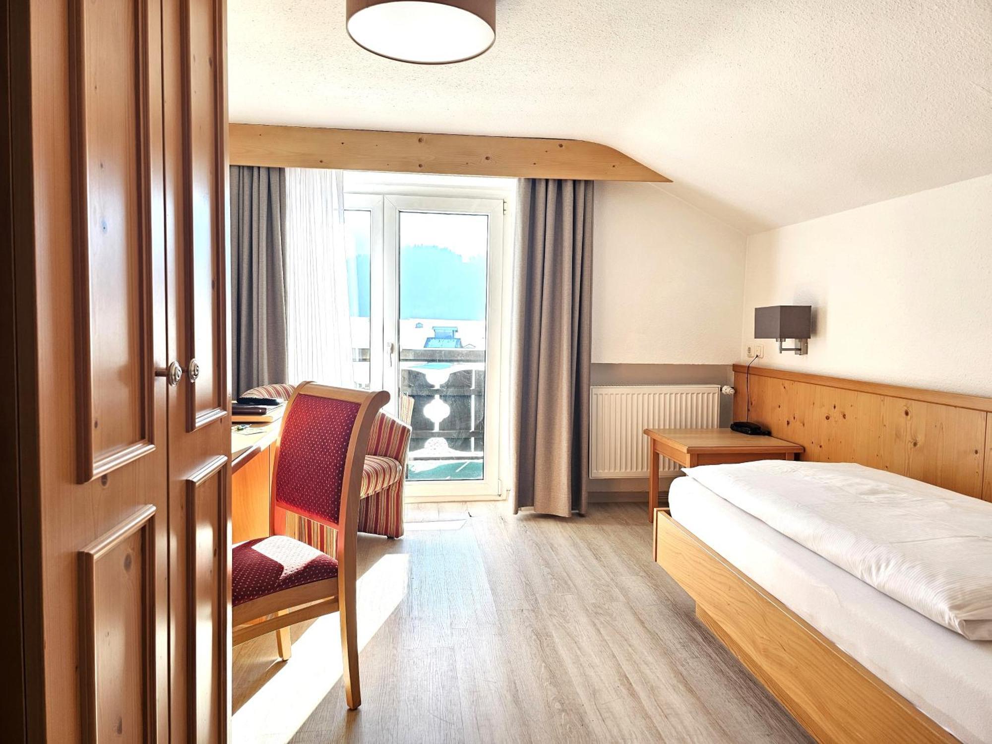 Hotel Cafe Fuggerhof Оберстдорф Екстериор снимка