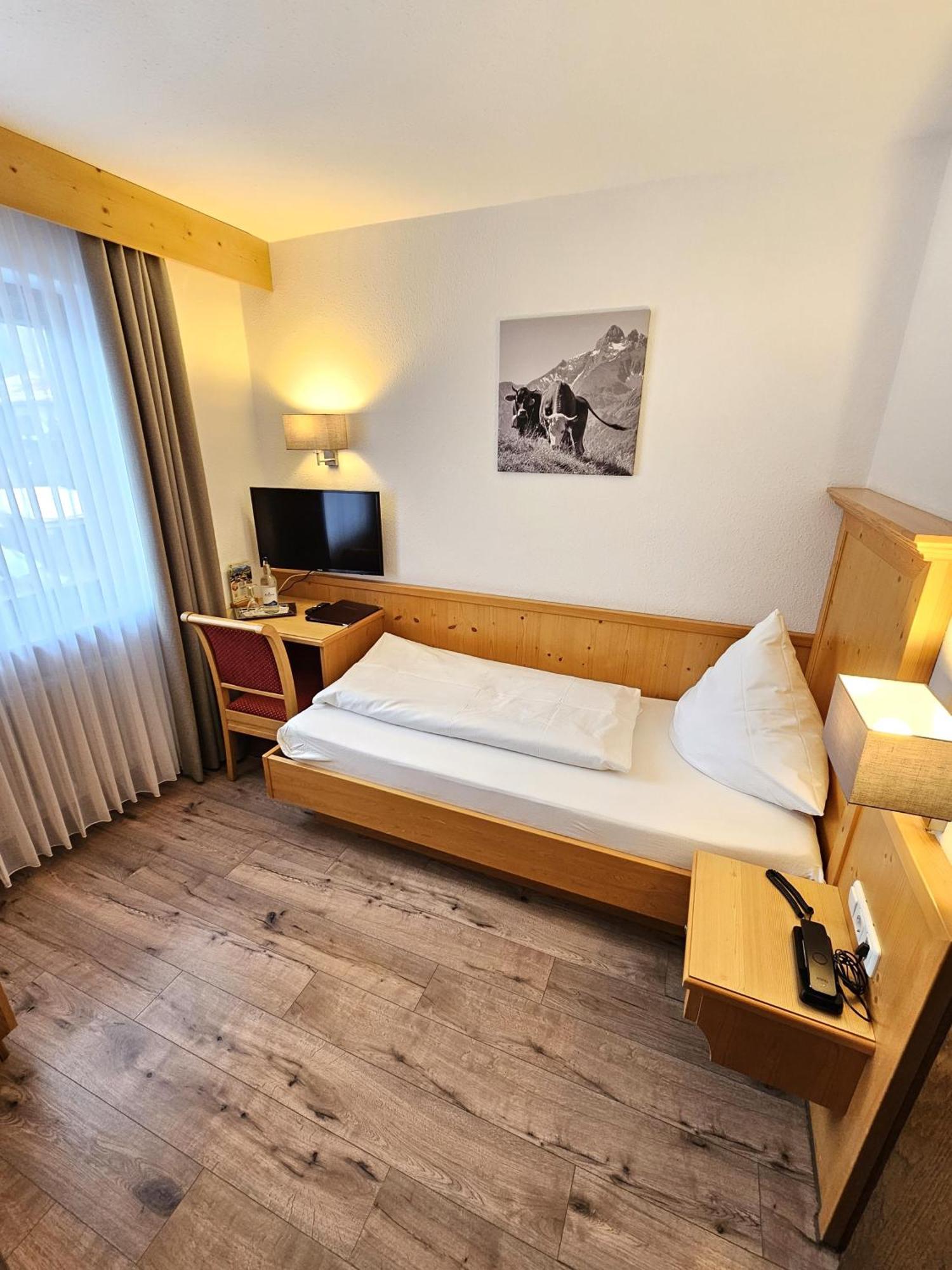 Hotel Cafe Fuggerhof Оберстдорф Екстериор снимка