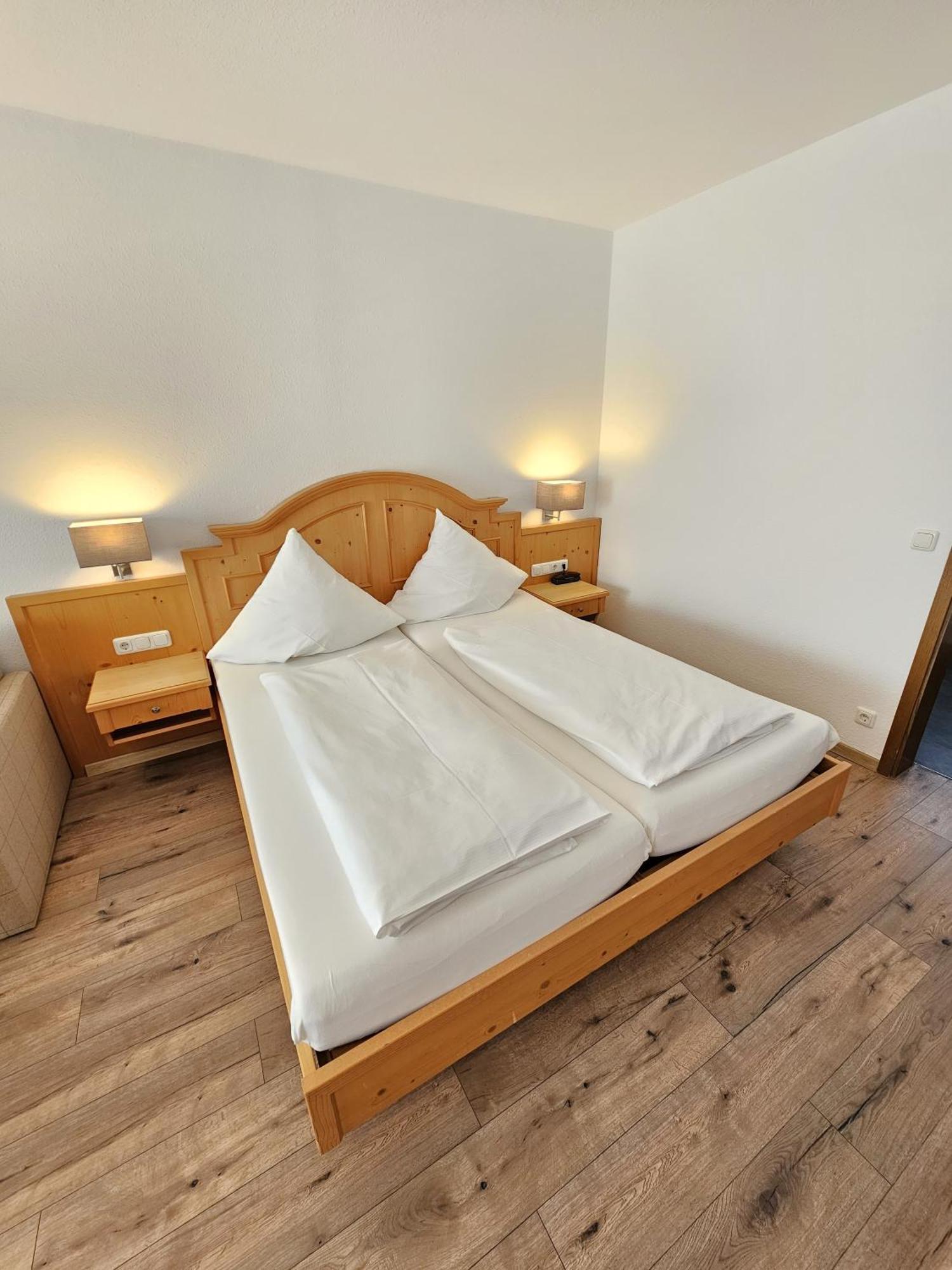 Hotel Cafe Fuggerhof Оберстдорф Екстериор снимка