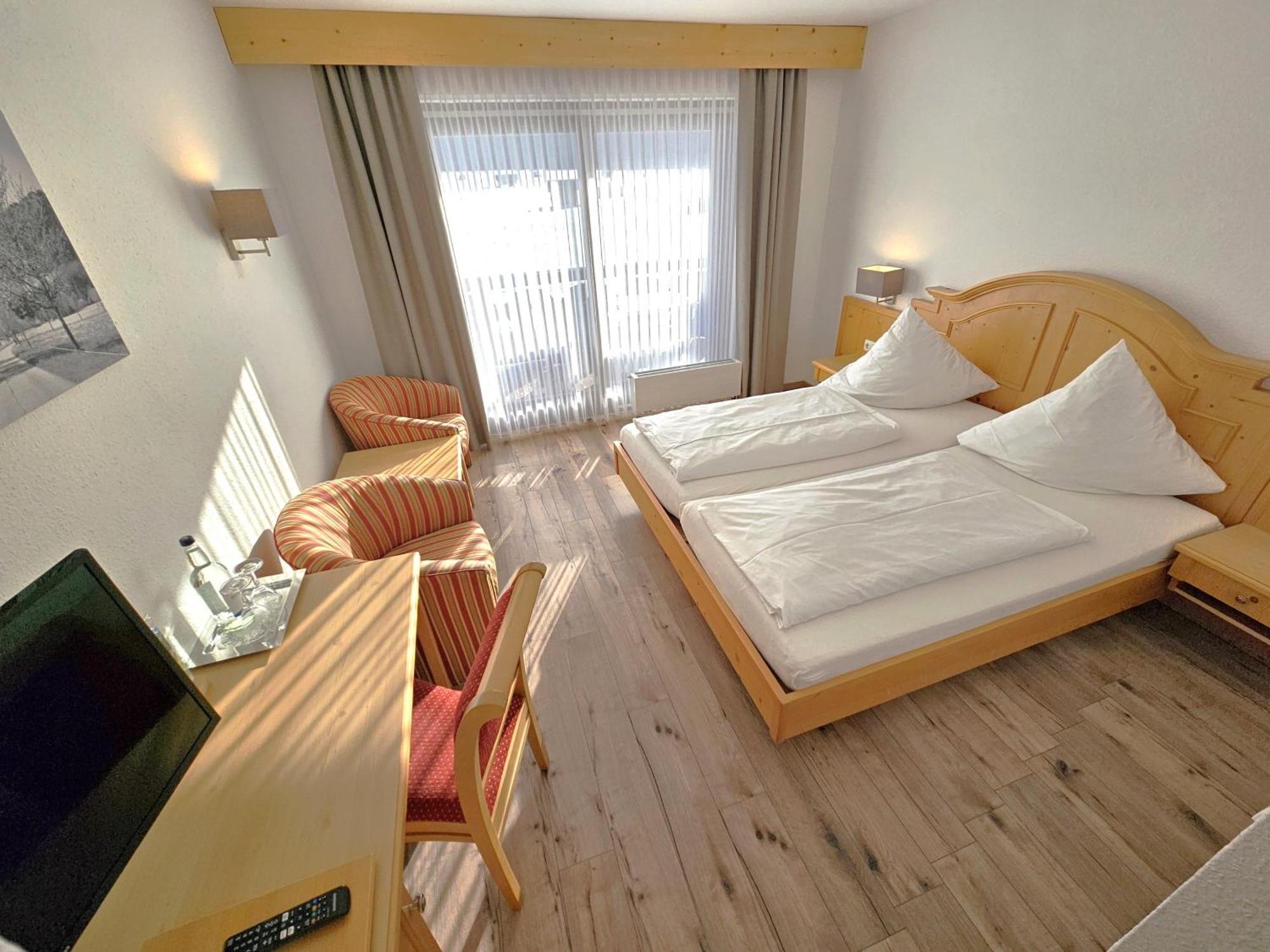 Hotel Cafe Fuggerhof Оберстдорф Екстериор снимка